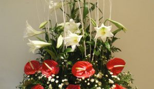 Efimeras-decoraciones-florales-parroquia-pio-x (2)