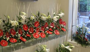 Efimeras-decoraciones-florales-parroquia-pio-x (4)